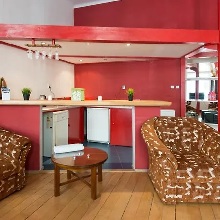 Appartamento 1203 On Batorego Street *
