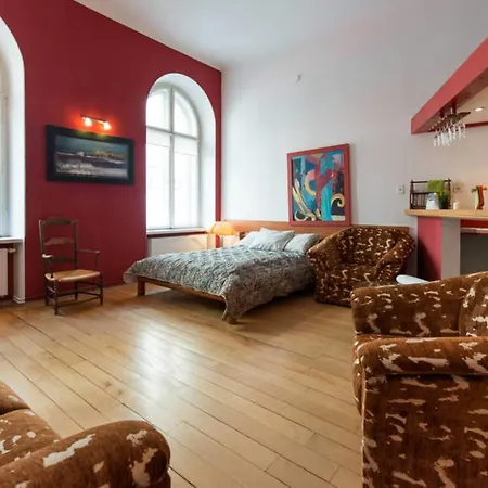 Appartamento 1203 On Batorego Street *